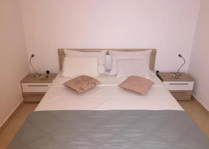 Adria Apartment *
