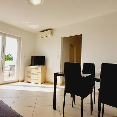 Adria Appartement Pula