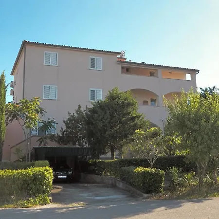 Adria Apartment *